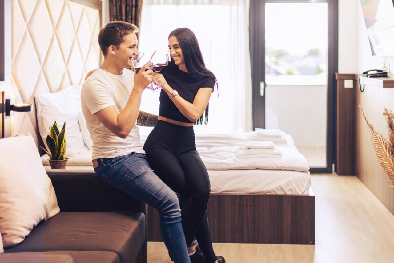 Park Hotel Buek-Buekfuerdo Eksteriør bilde